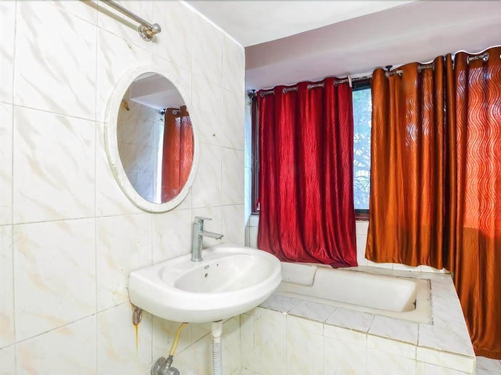 Hotel Evergreen Bombaj Zewnętrze zdjęcie